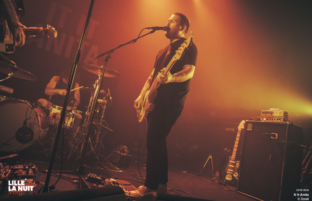 Bruit ≤ + It It Anita au Grand Mix en live - photo n°8