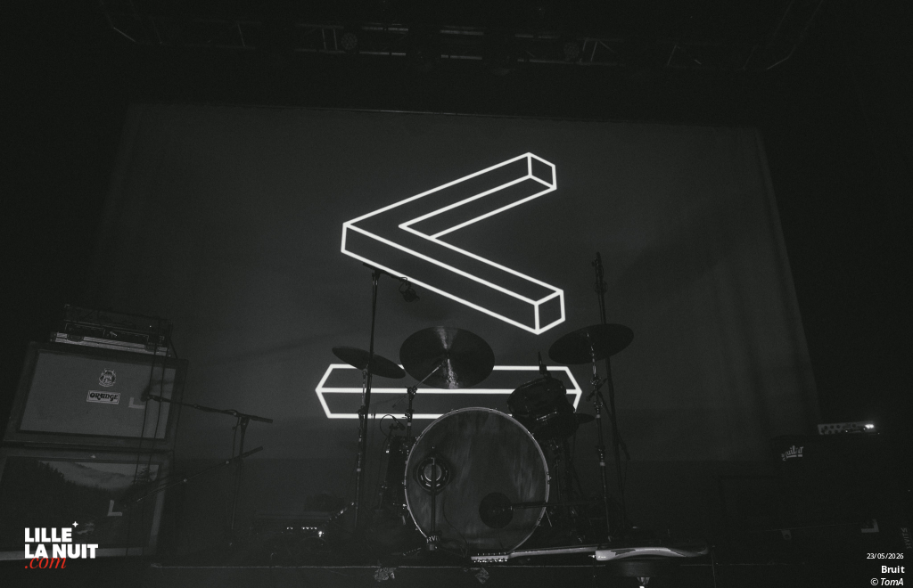 Bruit ≤ + It It Anita au Grand Mix en live - photo n°50