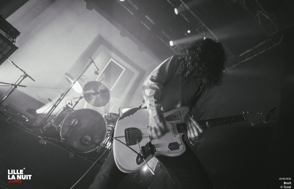 Bruit ≤ + It It Anita au Grand Mix en live - photo n°28