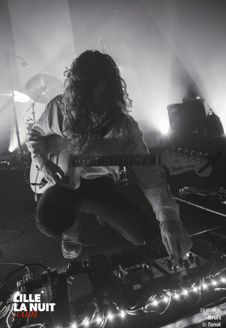 Bruit ≤ + It It Anita au Grand Mix en live - photo n°31