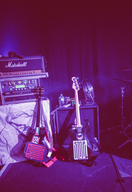 November + State Power + Grove Street à La Bulle Café en live - photo n°1