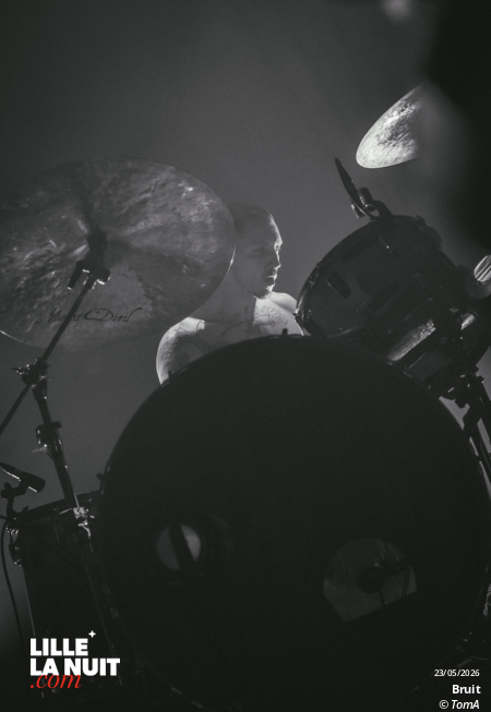 Bruit ≤ + It It Anita au Grand Mix en live - photo n°32