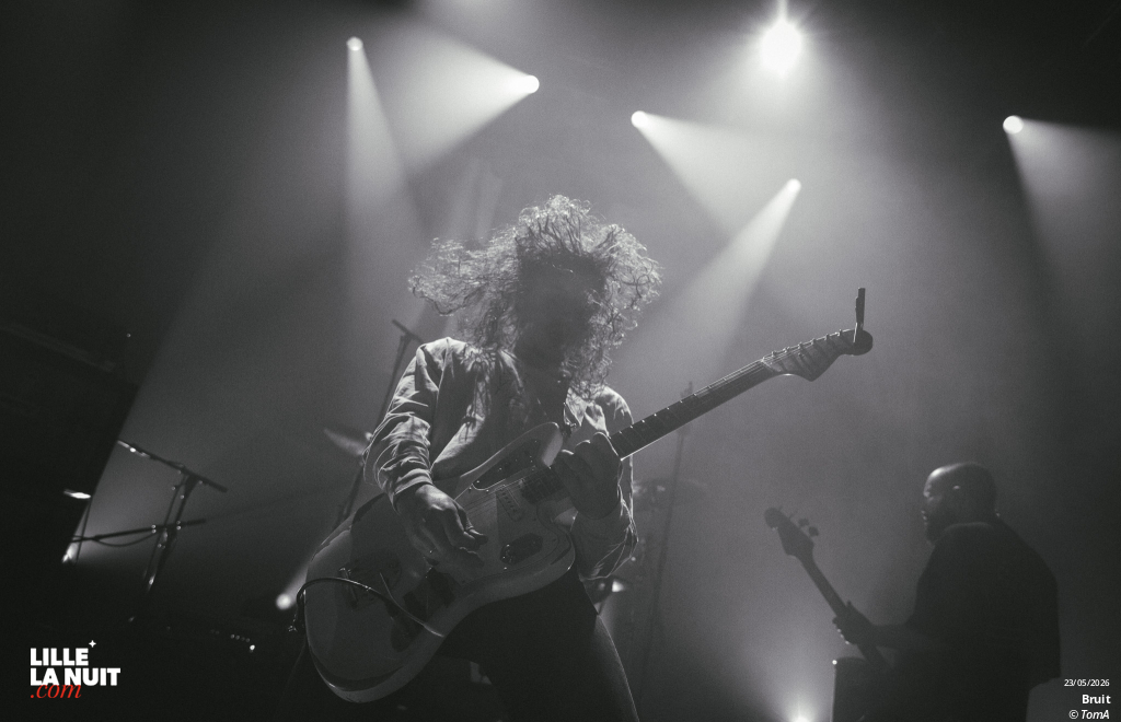 Bruit ≤ + It It Anita au Grand Mix en live - photo n°35