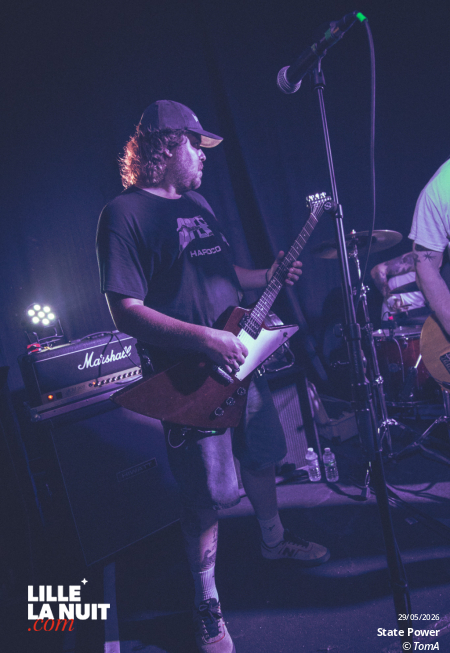 November + State Power + Grove Street à La Bulle Café en live - photo n°19