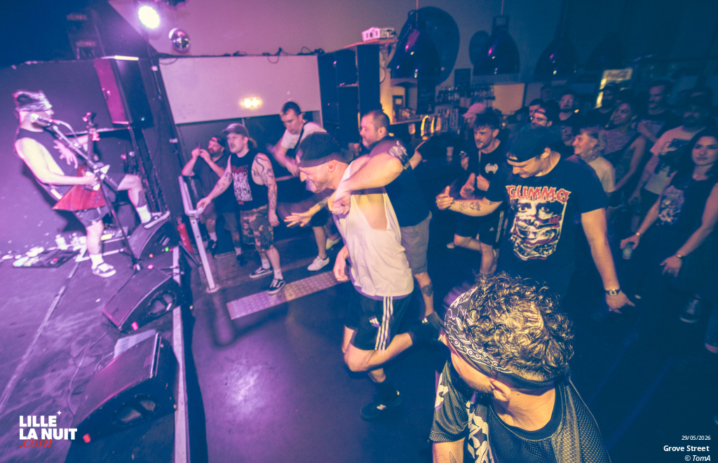 November + State Power + Grove Street à La Bulle Café en live - photo n°24