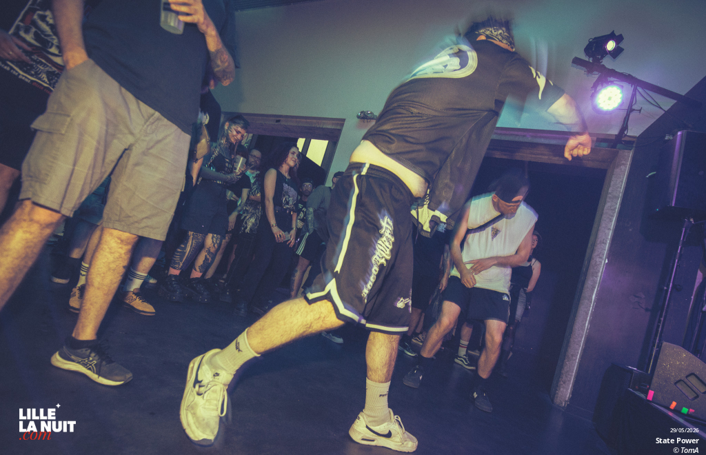 November + State Power + Grove Street à La Bulle Café en live - photo n°5