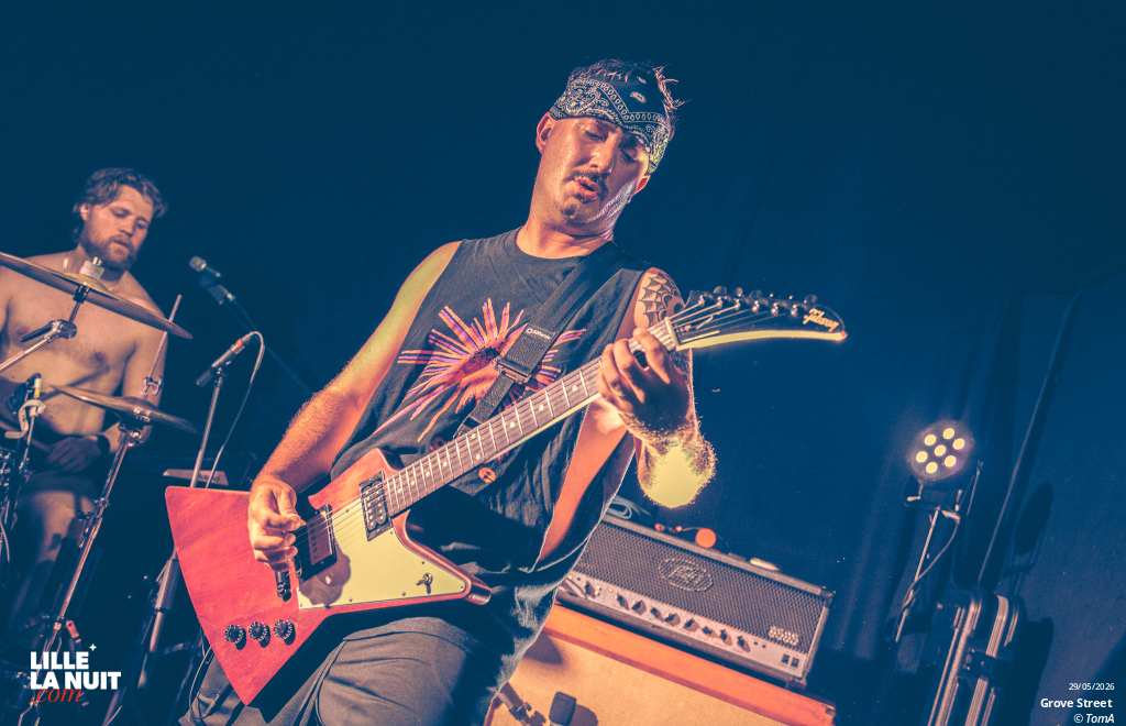November + State Power + Grove Street à La Bulle Café en live - photo n°13