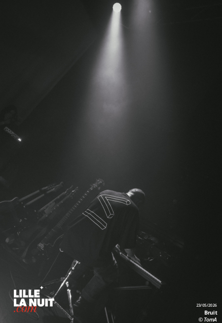 Bruit ≤ + It It Anita au Grand Mix en live - photo n°9