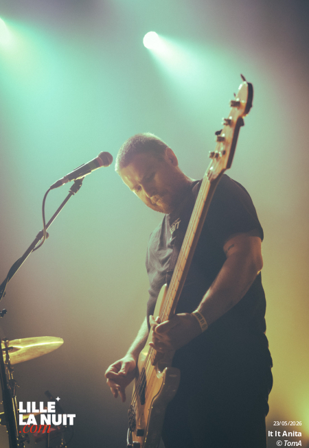 Bruit ≤ + It It Anita au Grand Mix en live - photo n°11