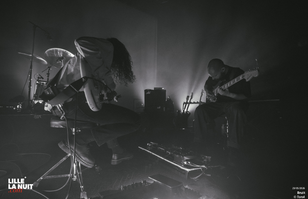 Bruit ≤ + It It Anita au Grand Mix en live - photo n°21