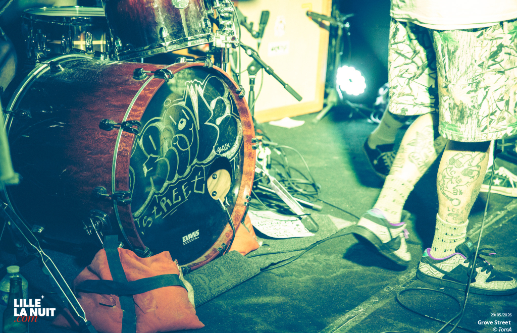 November + State Power + Grove Street à La Bulle Café en live - photo n°15
