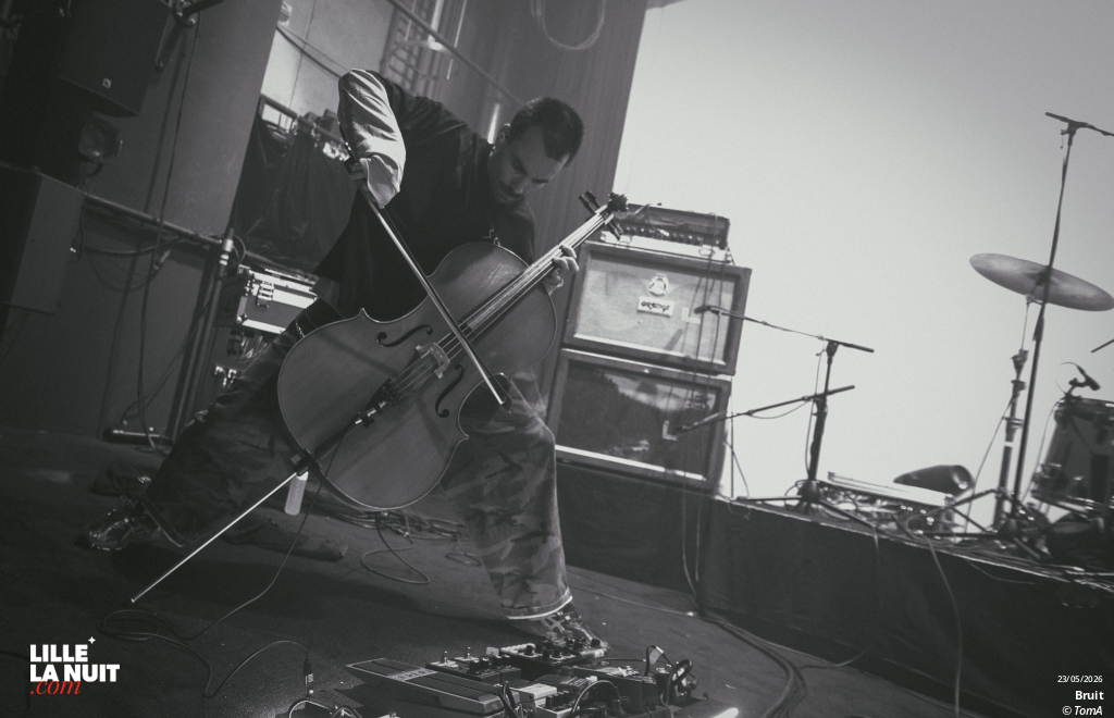 Bruit ≤ + It It Anita au Grand Mix en live - photo n°14