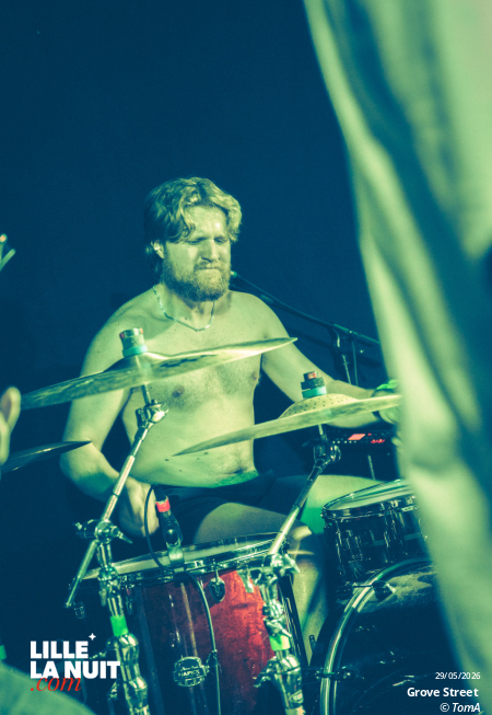 November + State Power + Grove Street à La Bulle Café en live - photo n°18