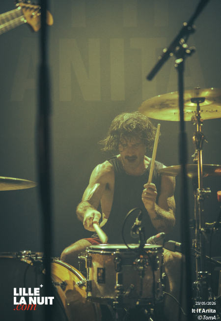 Bruit ≤ + It It Anita au Grand Mix en live - photo n°3