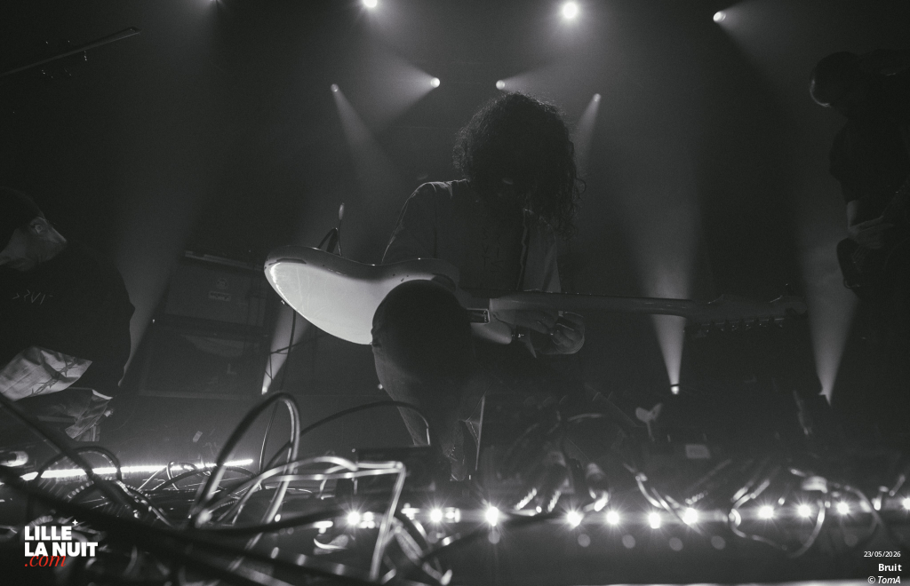 Bruit ≤ + It It Anita au Grand Mix en live - photo n°25