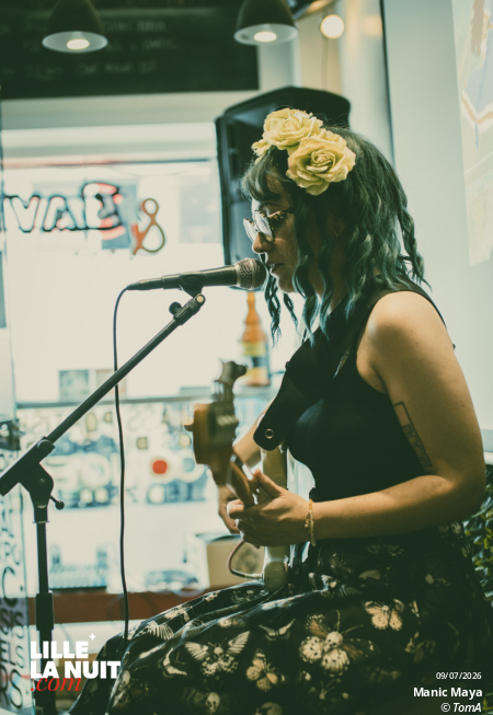Manic Maya au Caf&Diskaire en live - photo n°2