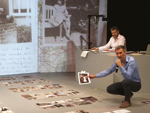 Vies de papier – Théâtre d’objets documentaire