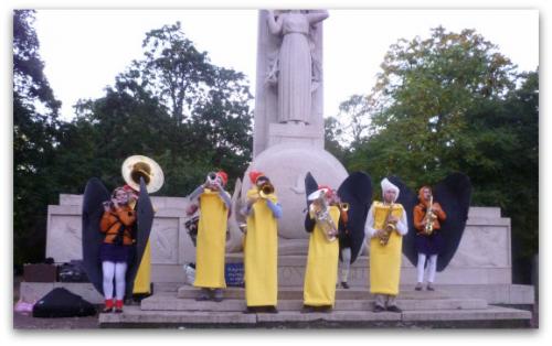 Le Kouchtar Orchestar inaugure ta Braderie !