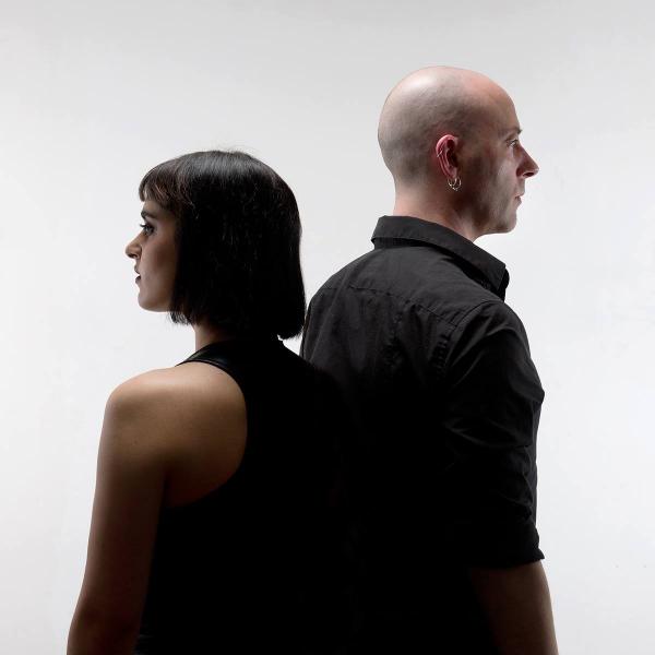 Le nouveau clip du duo lillois DEAR DEER, l&rsquo;électro post-punk sous la douche