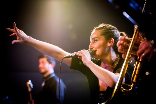 Shake your Body – Bal disco / funk