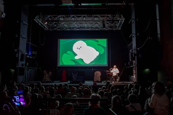 Le Ciné-Concert Doggo par Ellie James au Grand Mix