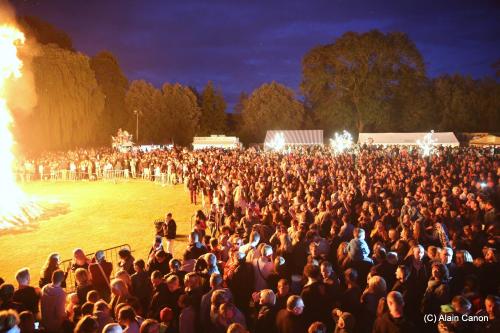 Feu de St Jean – fête au pays
