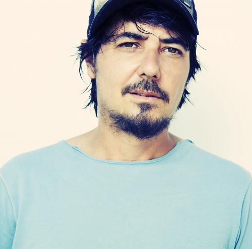 Amon Tobin (Dj set – two fingers)