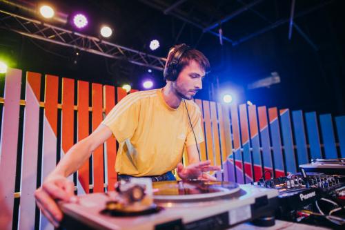 Donov DJ set – Electro disco bizarro