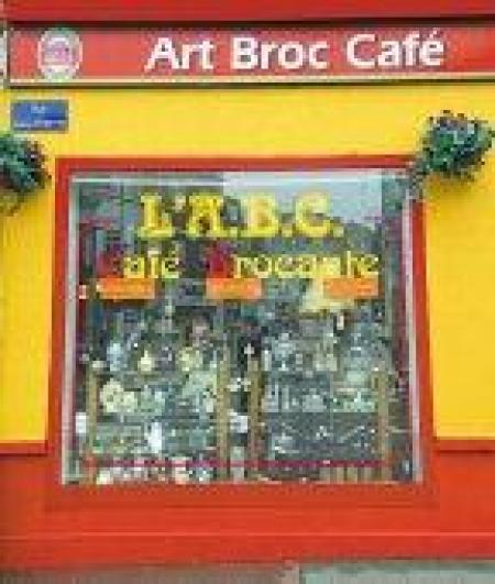 Art Broc Café