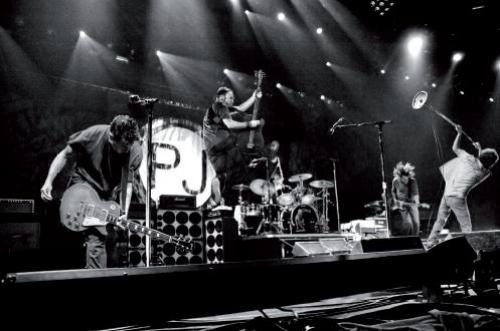Pearl Jam + Vitalic