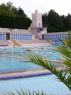 Stade-Parc et la piscine Art déco (Le)