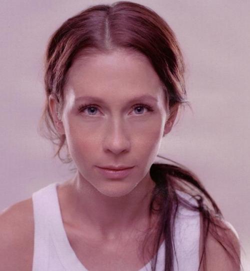Lou Rhodes