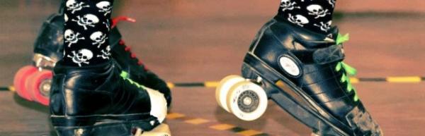 L&rsquo;équipe des Lille Roller Girls dans le nouveau clip de King Hiss !