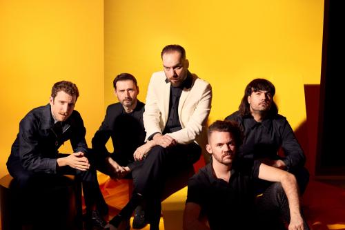 De Staat en concert à l’Aéronef