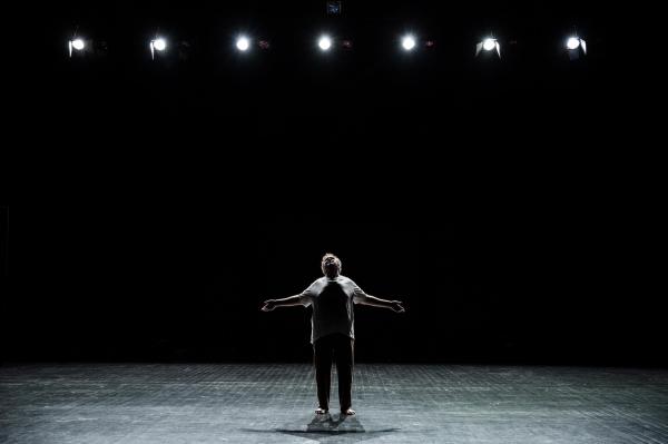 Comme tu me vois, récits d&rsquo;une grossophobie ordinaire : la nouvelle création du Théâtre du Nord