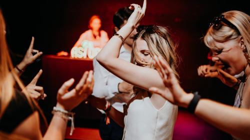 Nouvel An 2026 chez Hall U Need