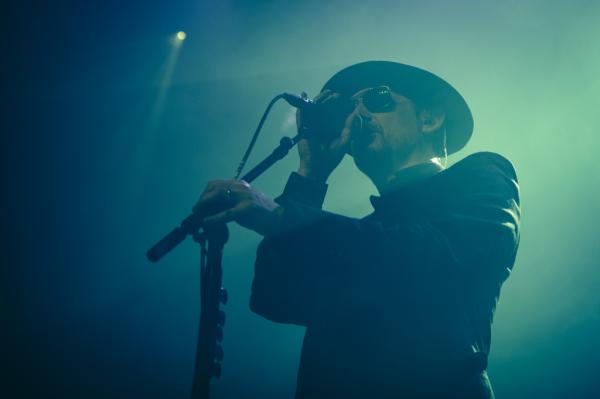 The Divine Comedy + Louis Aguilar à l&rsquo;Aéronef