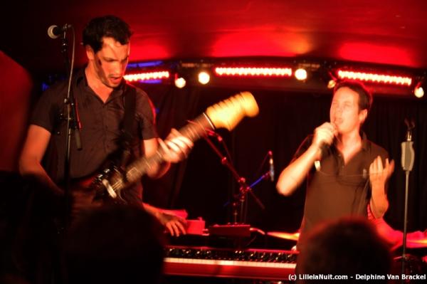 Sarah W Papsun + She&rsquo;s A Boy à la Péniche – Paradis Artificiels