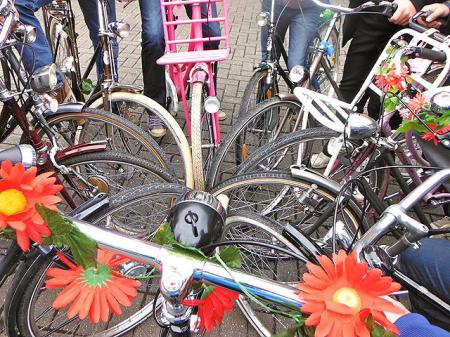 Le Grand Huit, découvrir Lille à vélo le jour ou la nuit !