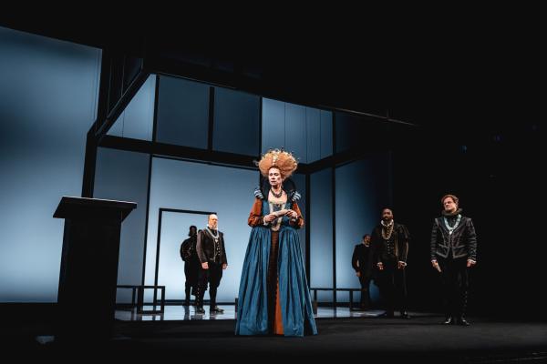 Marie Stuart de Chloé Dabert au Théâtre du Nord