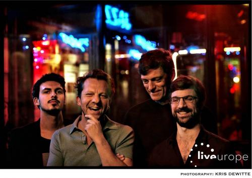 Taxiwars + Red