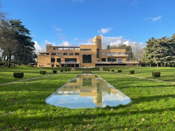 Une nouvelle exposition à la villa Cavrois : Rober Mallet-Stevens, Jan et Joël Martel, L&rsquo;union parfaite entre Architecture et Sculpture