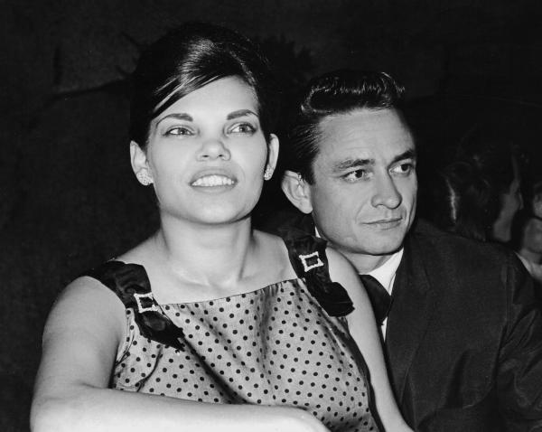 « Vivian et Johnny, la légende de Nashville » : le beau film sur l&rsquo;histoire de Johnny Cash et Vivian Liberto